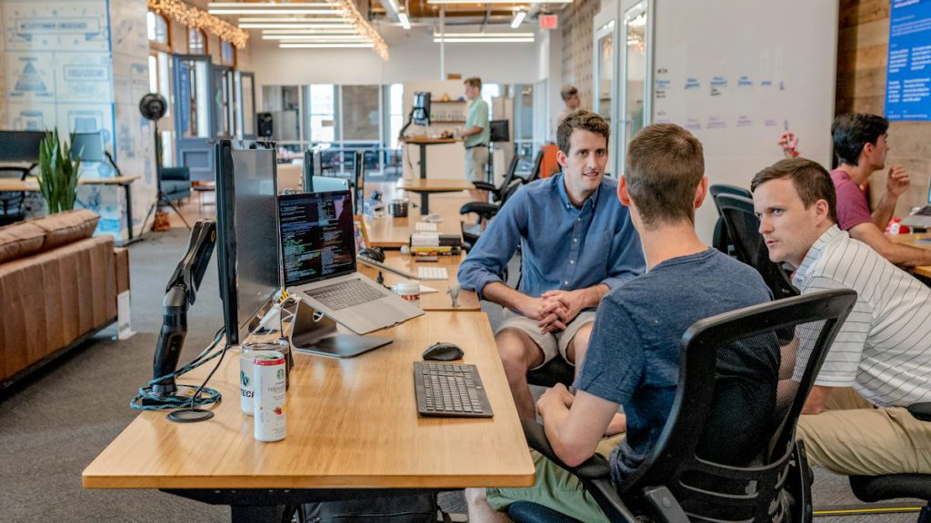 How to rank a business on Google – team planning a search strategy